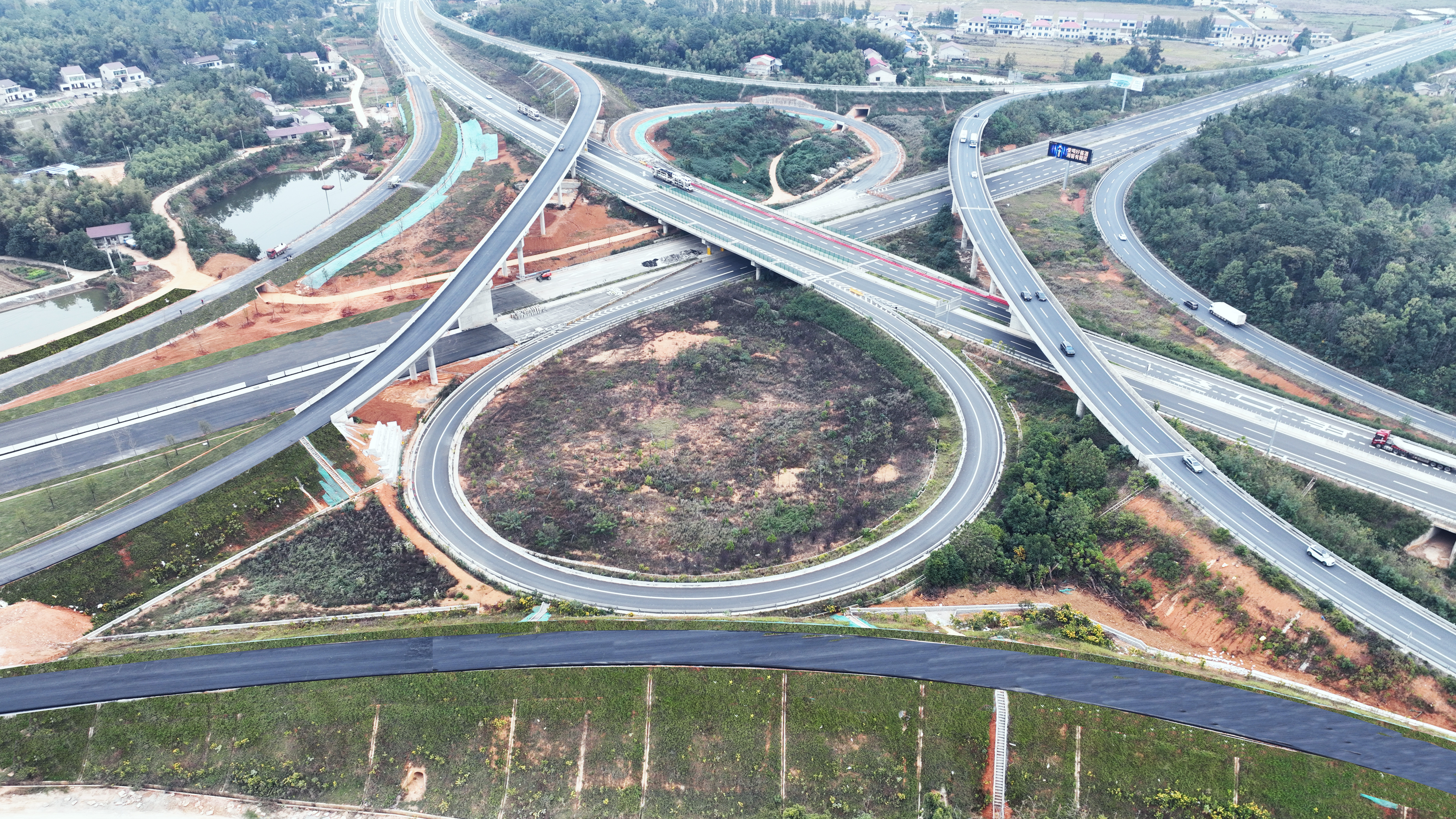 益常高速扩容工程笔架山互通